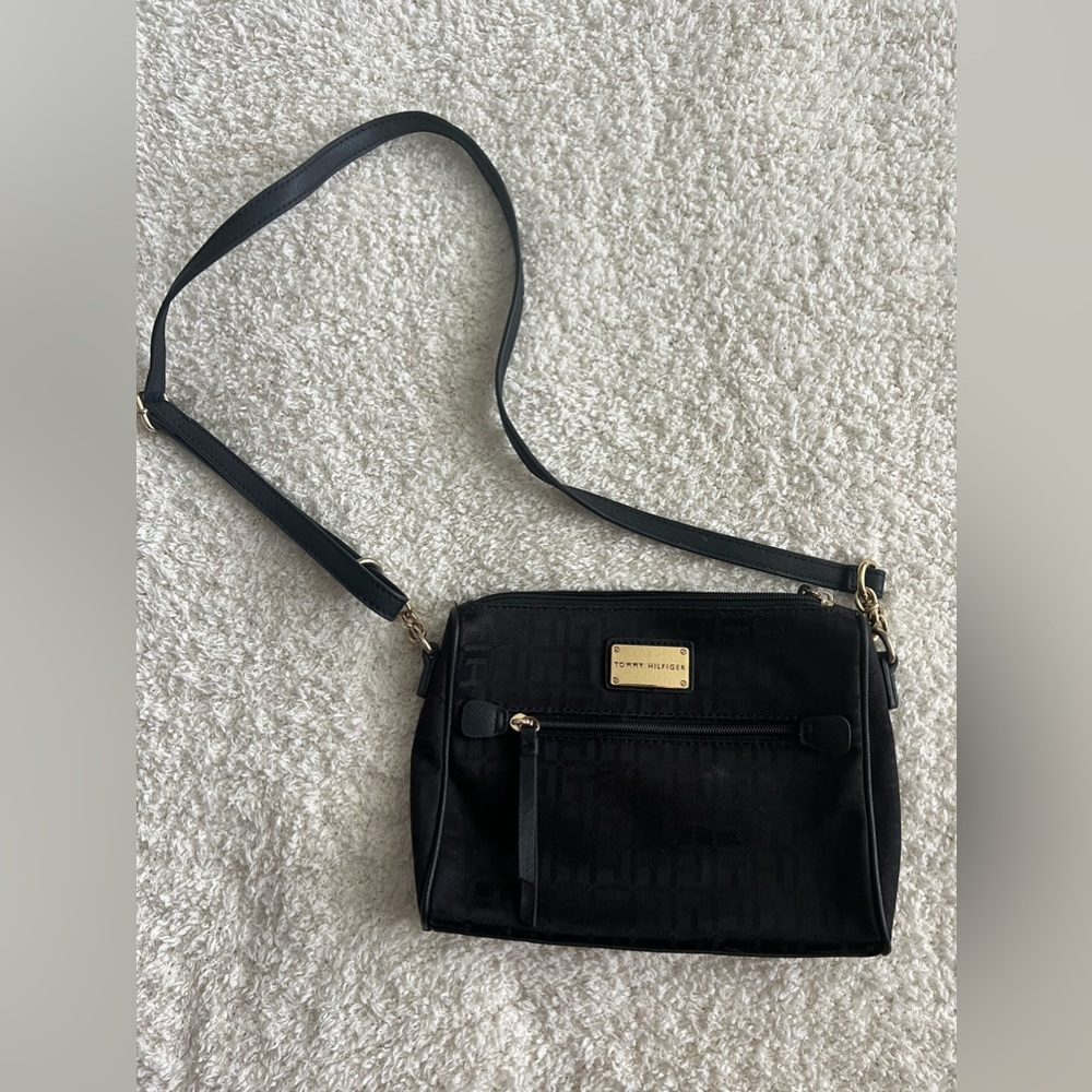 Tommy Hilfiger Black Purse